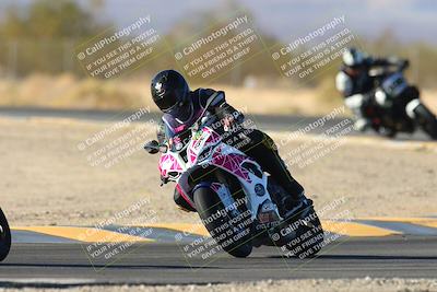 media/Jan-10-2025-CVMA Friday Practice (Fri) [[489e0da257]]/Group 4 and Trackday/Session 5 (Turn 7)/